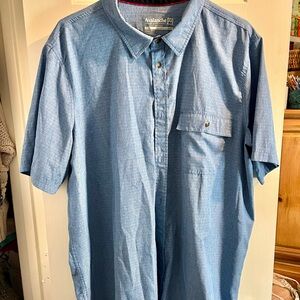 XL Men’s Short Sleeve Button Down w/ Breast Pocket